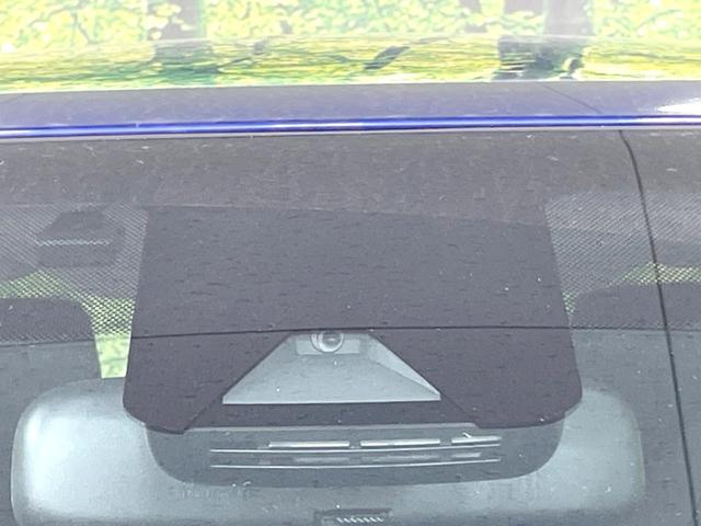 ヤリスクロス ハイブリッドX 禁煙車 純正ナビ バックカメラ セーフティセンス ETC レーダークルーズ コーナーセンサー スマートキー オートハイビーム 車線逸脱警報 オートライト オートエアコン Bluetooth再生(5枚目)