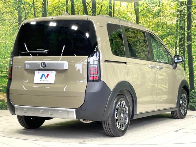 フリード クロスター 登録済未使用車 両側電動ドア 衝突軽減 レーダークルーズ コーナーセンサー シートヒーター ブラインドスポットモニター LEDヘッド オートライト オートエアコン 電動パーキングブレーキ スマートキー(18枚目)