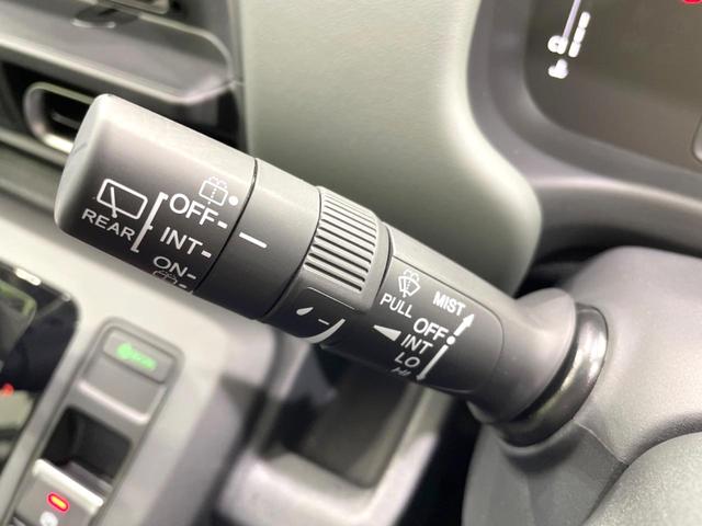 フリード クロスター 登録済未使用車 両側電動ドア 衝突軽減 レーダークルーズ コーナーセンサー シートヒーター ブラインドスポットモニター LEDヘッド オートライト オートエアコン 電動パーキングブレーキ スマートキー(41枚目)