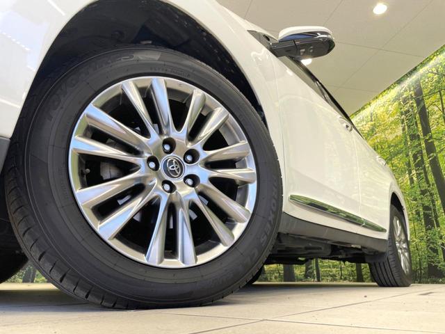 ハリアー プレミアム　アドバンスドパッケージ　禁煙車　サンルーフ　純正８型ナビ　全周囲カメラ　ＪＢＬサウンド　衝突軽減　ＥＴＣ　レーダークルーズ　コーナーセンサー　電動リアゲート　ハーフレザーシート　パワーシート　スマートキー　ＬＥＤヘッドライト（13枚目）