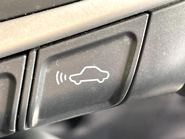 ハリアー プレミアム　アドバンスドパッケージ　禁煙車　サンルーフ　純正８型ナビ　全周囲カメラ　ＪＢＬサウンド　衝突軽減　ＥＴＣ　レーダークルーズ　コーナーセンサー　電動リアゲート　ハーフレザーシート　パワーシート　スマートキー　ＬＥＤヘッドライト（33枚目）