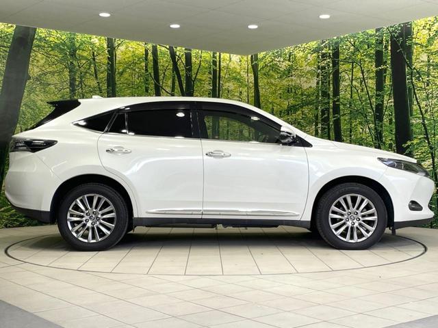 ハリアー プレミアム　アドバンスドパッケージ　禁煙車　サンルーフ　純正８型ナビ　全周囲カメラ　ＪＢＬサウンド　衝突軽減　ＥＴＣ　レーダークルーズ　コーナーセンサー　電動リアゲート　ハーフレザーシート　パワーシート　スマートキー　ＬＥＤヘッドライト（45枚目）