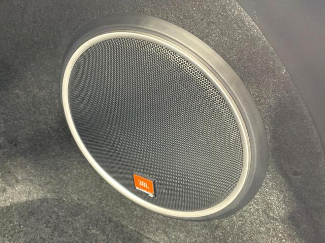 ハリアー プレミアム　アドバンスドパッケージ　禁煙車　サンルーフ　純正８型ナビ　全周囲カメラ　ＪＢＬサウンド　衝突軽減　ＥＴＣ　レーダークルーズ　コーナーセンサー　電動リアゲート　ハーフレザーシート　パワーシート　スマートキー　ＬＥＤヘッドライト（49枚目）