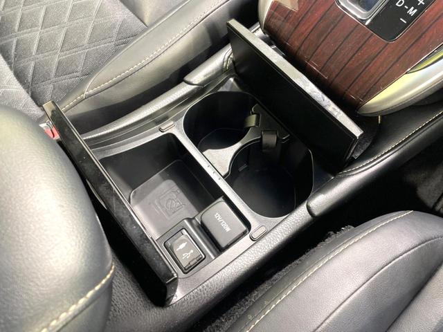 ハリアー プレミアム　アドバンスドパッケージ　禁煙車　サンルーフ　純正８型ナビ　全周囲カメラ　ＪＢＬサウンド　衝突軽減　ＥＴＣ　レーダークルーズ　コーナーセンサー　電動リアゲート　ハーフレザーシート　パワーシート　スマートキー　ＬＥＤヘッドライト（60枚目）