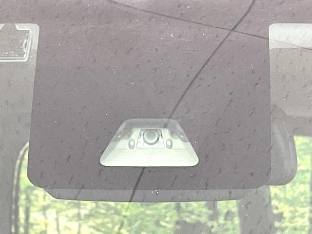 ルーミー カスタムG S 禁煙車 両側電動ドア 純正ナビ バックカメラ ドラレコ ビルトインETC スマートアシスト スマートキー LEDヘッド Bluetooth クルコン オートライト オートエアコン 純正14インチアルミ(6枚目)