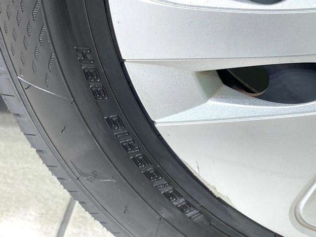 アクア X 純正ナビ バックカメラ トヨタセーフティセンス レーダークルーズ 禁煙車 スマートキー LEDヘッド ビルトインETC オートハイビーム 車線逸脱警報 オートライト オートエアコン Bluetooth(25枚目)