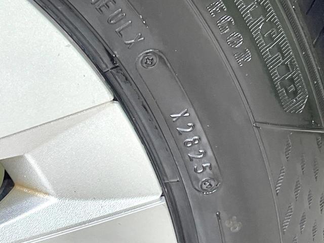 アクア X 純正ナビ バックカメラ トヨタセーフティセンス レーダークルーズ 禁煙車 スマートキー LEDヘッド ビルトインETC オートハイビーム 車線逸脱警報 オートライト オートエアコン Bluetooth(26枚目)