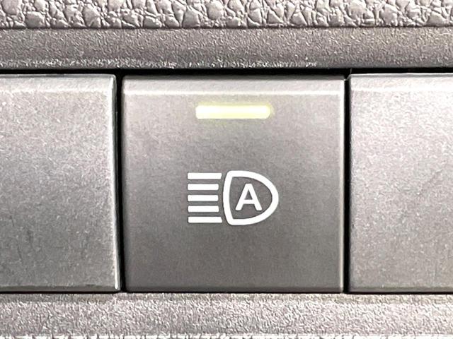 アクア X 純正ナビ バックカメラ トヨタセーフティセンス レーダークルーズ 禁煙車 スマートキー LEDヘッド ビルトインETC オートハイビーム 車線逸脱警報 オートライト オートエアコン Bluetooth(39枚目)