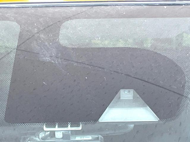 ノート e-パワー X 純正SDナビ 全周囲カメラ 衝突被害軽減システム 禁煙車 ドラレコ コーナーセンサー スマートキー LEDヘッド ETC 車線逸脱警報 オートライト オートエアコン Bluetooth CD(5枚目)