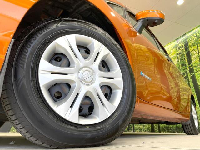 ノート e-パワー X 純正SDナビ 全周囲カメラ 衝突被害軽減システム 禁煙車 ドラレコ コーナーセンサー スマートキー LEDヘッド ETC 車線逸脱警報 オートライト オートエアコン Bluetooth CD(13枚目)