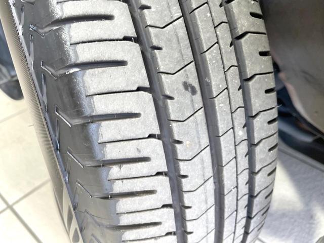 ノート e-パワー X 純正SDナビ 全周囲カメラ 衝突被害軽減システム 禁煙車 ドラレコ コーナーセンサー スマートキー LEDヘッド ETC 車線逸脱警報 オートライト オートエアコン Bluetooth CD(27枚目)