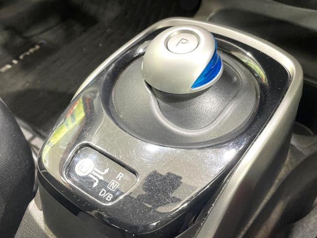 ノート e-パワー X 純正SDナビ 全周囲カメラ 衝突被害軽減システム 禁煙車 ドラレコ コーナーセンサー スマートキー LEDヘッド ETC 車線逸脱警報 オートライト オートエアコン Bluetooth CD(48枚目)