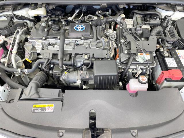 カローラツーリング ハイブリッド　ダブルバイビー　バックカメラ　衝突被害軽減システム　レーダークルーズ　禁煙車　ハーフレザーシート　コーナーセンサー　スマートキー　ＬＥＤヘッド　ＥＴＣ２．０　オートハイビーム　車線逸脱警報　オートライト（18枚目）