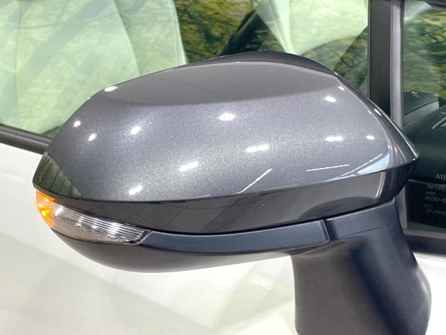 カローラツーリング ハイブリッド　ダブルバイビー　バックカメラ　衝突被害軽減システム　レーダークルーズ　禁煙車　ハーフレザーシート　コーナーセンサー　スマートキー　ＬＥＤヘッド　ＥＴＣ２．０　オートハイビーム　車線逸脱警報　オートライト（32枚目）