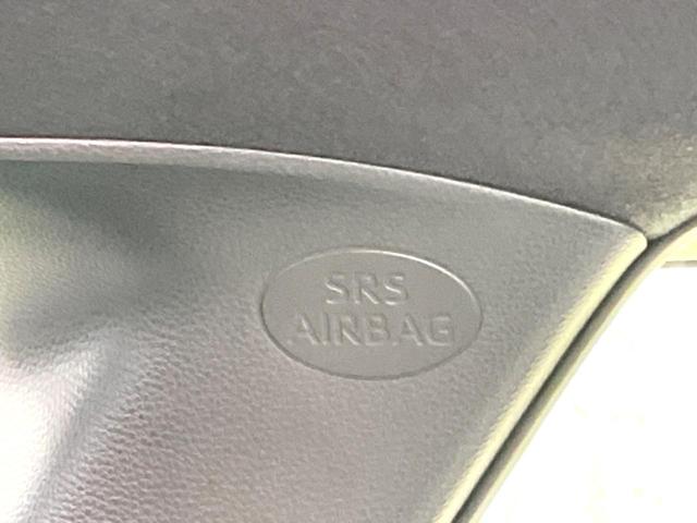 カローラツーリング ハイブリッド　ダブルバイビー　バックカメラ　衝突被害軽減システム　レーダークルーズ　禁煙車　ハーフレザーシート　コーナーセンサー　スマートキー　ＬＥＤヘッド　ＥＴＣ２．０　オートハイビーム　車線逸脱警報　オートライト（68枚目）