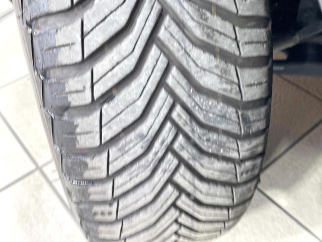 フィット ホーム　純正ＳＤナビ　バックカメラ　衝突被害軽減システム　レーダークルーズ　禁煙車　ハーフレザーシート　ドラレコ　コーナーセンサー　スマートキー　ＬＥＤヘッド　ビルトインＥＴＣ　オートハイビーム（27枚目）