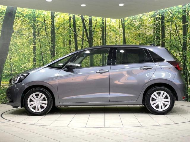 フィット ホーム　純正ＳＤナビ　バックカメラ　衝突被害軽減システム　レーダークルーズ　禁煙車　ハーフレザーシート　ドラレコ　コーナーセンサー　スマートキー　ＬＥＤヘッド　ビルトインＥＴＣ　オートハイビーム（30枚目）