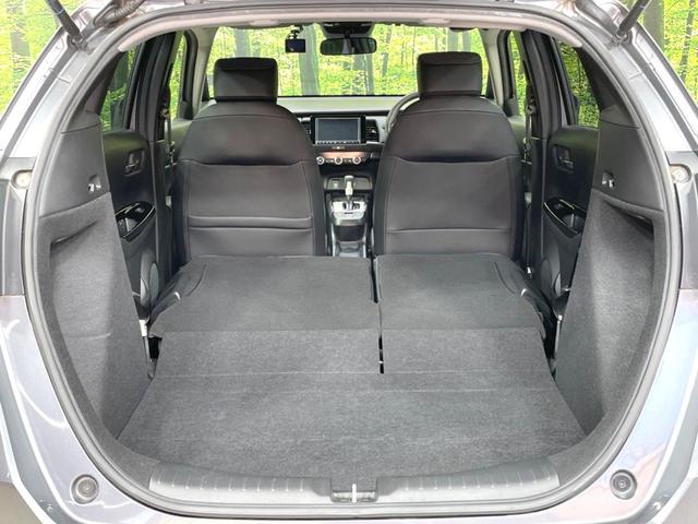 フィット ホーム　純正ＳＤナビ　バックカメラ　衝突被害軽減システム　レーダークルーズ　禁煙車　ハーフレザーシート　ドラレコ　コーナーセンサー　スマートキー　ＬＥＤヘッド　ビルトインＥＴＣ　オートハイビーム（56枚目）