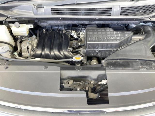 セレナ ハイウェイスター　Ｖセレ＋セーフティＩＩ　ＳＨＶ　禁煙車　両側電動ドア　衝突軽減　ＳＤナビ　全周囲カメラ　ドラレコ　ＥＴＣ　クルコン　コーナーセンサー　車線逸脱警報　ＨＩＤヘッド　オートライト　オートエアコン　アイドリングストップ　フロントフォグ（19枚目）