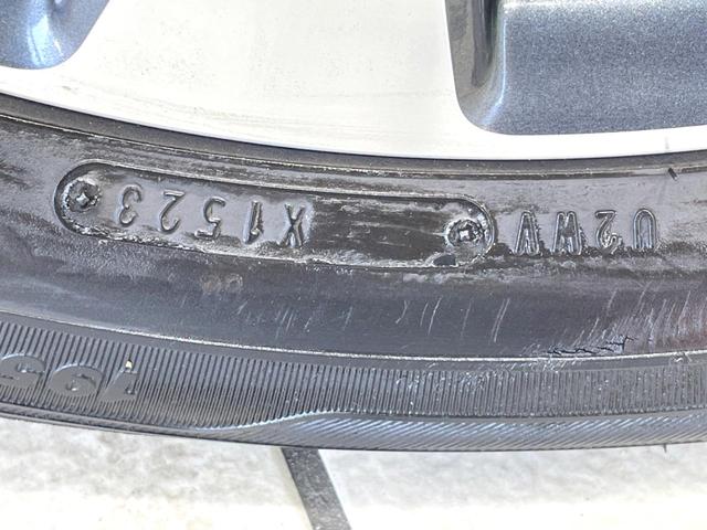 セレナ ハイウェイスター　Ｖセレ＋セーフティＩＩ　ＳＨＶ　禁煙車　両側電動ドア　衝突軽減　ＳＤナビ　全周囲カメラ　ドラレコ　ＥＴＣ　クルコン　コーナーセンサー　車線逸脱警報　ＨＩＤヘッド　オートライト　オートエアコン　アイドリングストップ　フロントフォグ（23枚目）