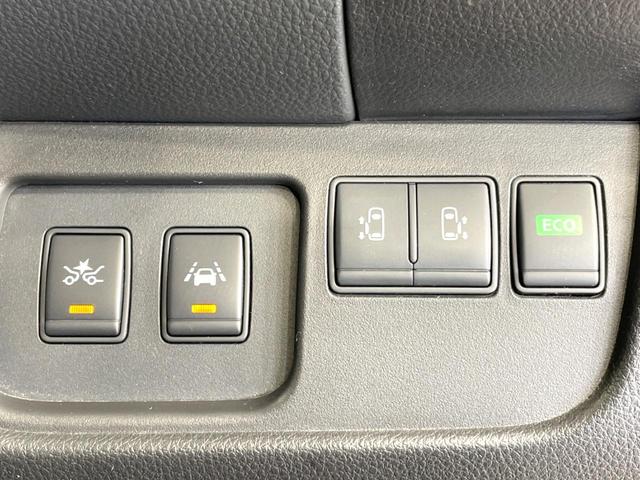 セレナ ハイウェイスター　Ｖセレ＋セーフティＩＩ　ＳＨＶ　禁煙車　両側電動ドア　衝突軽減　ＳＤナビ　全周囲カメラ　ドラレコ　ＥＴＣ　クルコン　コーナーセンサー　車線逸脱警報　ＨＩＤヘッド　オートライト　オートエアコン　アイドリングストップ　フロントフォグ（35枚目）