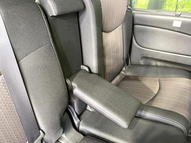 セレナ ハイウェイスター　Ｖセレ＋セーフティＩＩ　ＳＨＶ　禁煙車　両側電動ドア　衝突軽減　ＳＤナビ　全周囲カメラ　ドラレコ　ＥＴＣ　クルコン　コーナーセンサー　車線逸脱警報　ＨＩＤヘッド　オートライト　オートエアコン　アイドリングストップ　フロントフォグ（59枚目）