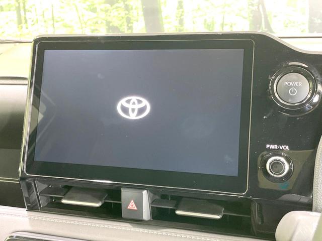ノア ハイブリッドＳ－Ｚ　禁煙車　後席モニター　両側電動ドア　衝突軽減　純正１０．５型ディスプレイ　バックカメラ　ＥＴＣ　レーダークルーズ　コーナーセンサー　シートヒーター　車線逸脱警報　ＬＥＤヘッド　オートライト　フルセグ（4枚目）