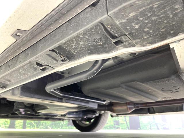 ノア ハイブリッドＳ－Ｚ　禁煙車　後席モニター　両側電動ドア　衝突軽減　純正１０．５型ディスプレイ　バックカメラ　ＥＴＣ　レーダークルーズ　コーナーセンサー　シートヒーター　車線逸脱警報　ＬＥＤヘッド　オートライト　フルセグ（23枚目）