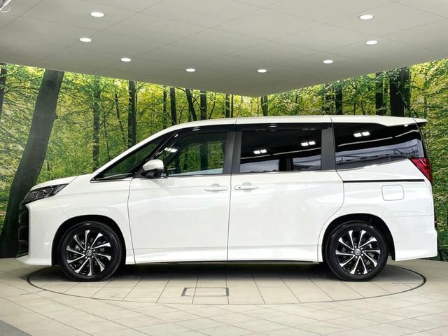 ノア ハイブリッドＳ－Ｚ　禁煙車　後席モニター　両側電動ドア　衝突軽減　純正１０．５型ディスプレイ　バックカメラ　ＥＴＣ　レーダークルーズ　コーナーセンサー　シートヒーター　車線逸脱警報　ＬＥＤヘッド　オートライト　フルセグ（31枚目）