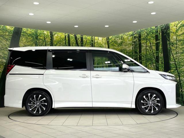 ノア ハイブリッドＳ－Ｚ　禁煙車　後席モニター　両側電動ドア　衝突軽減　純正１０．５型ディスプレイ　バックカメラ　ＥＴＣ　レーダークルーズ　コーナーセンサー　シートヒーター　車線逸脱警報　ＬＥＤヘッド　オートライト　フルセグ（32枚目）