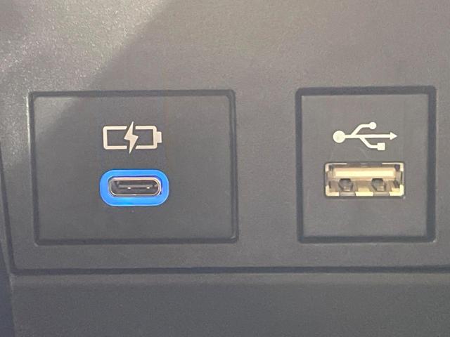 ノア ハイブリッドＳ－Ｚ　禁煙車　後席モニター　両側電動ドア　衝突軽減　純正１０．５型ディスプレイ　バックカメラ　ＥＴＣ　レーダークルーズ　コーナーセンサー　シートヒーター　車線逸脱警報　ＬＥＤヘッド　オートライト　フルセグ（60枚目）