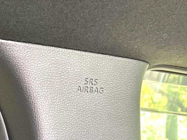 ノア ハイブリッドＳ－Ｚ　禁煙車　後席モニター　両側電動ドア　衝突軽減　純正１０．５型ディスプレイ　バックカメラ　ＥＴＣ　レーダークルーズ　コーナーセンサー　シートヒーター　車線逸脱警報　ＬＥＤヘッド　オートライト　フルセグ（73枚目）