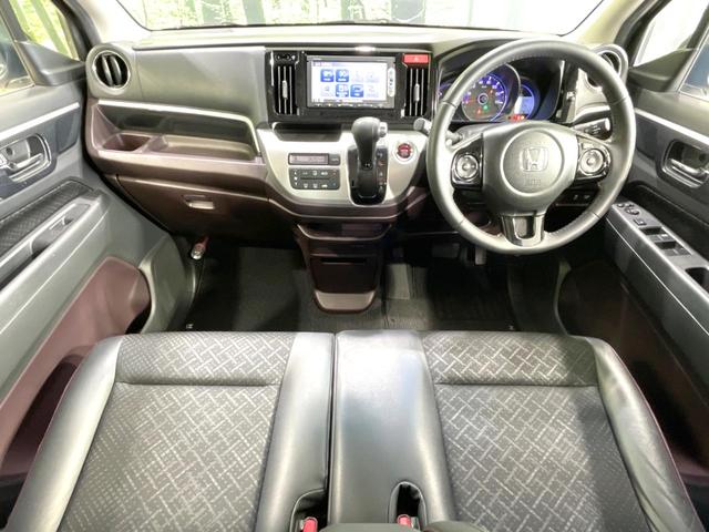 Ｎ－ＷＧＮカスタム Ｇ・ターボパッケージ　純正ＳＤナビ　バックカメラ　衝突被害軽減システム　禁煙車　ハーフレザーシート　ドラレコ　スマートキー　ＨＩＤヘッド　ＥＴＣ　クルコン　オートライト　オートエアコン　純正１４インチアルミ（2枚目）