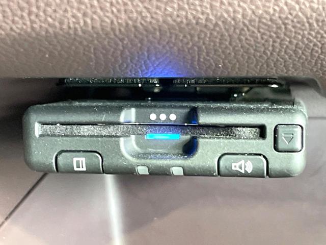 Ｎ－ＷＧＮカスタム Ｇ・ターボパッケージ　純正ＳＤナビ　バックカメラ　衝突被害軽減システム　禁煙車　ハーフレザーシート　ドラレコ　スマートキー　ＨＩＤヘッド　ＥＴＣ　クルコン　オートライト　オートエアコン　純正１４インチアルミ（7枚目）