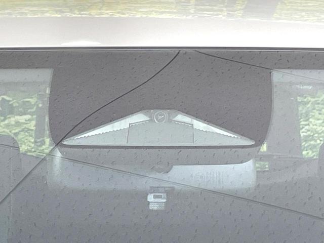 フィット ホーム 純正8型ナビ バックカメラ ホンダセンシング レーダークルーズ 禁煙車 コーナーセンサー スマートキー LEDヘッドライト オートハイビーム 車線逸脱警報 オートエアコン Bluetooth フルセグ(5枚目)