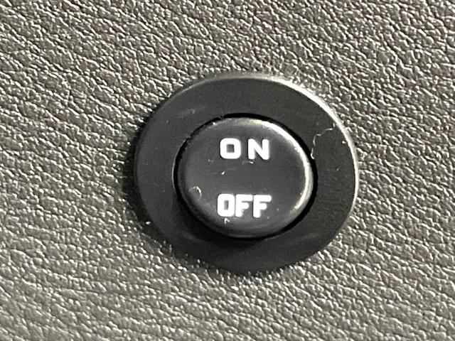 セレナ ハイウェイスターV 禁煙車 後席モニター 純正12型ナビ 両側電動ドア 全周囲カメラ 衝突軽減 プロパイロット ドラレコ ビルトインETC コーナーセンサー スマートキー シートヒーター LEDヘッド オートハイビーム(44枚目)