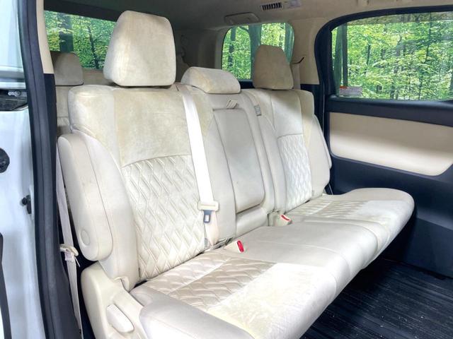 アルファード ２．５Ｘ　禁煙車　純正ナビ　バックカメラ　両側電動ドア　セーフティセンス　ドラレコ　ＥＴＣ２．０　フルセグ　デジタルインナーミラー　レーダークルーズ　コーナーセンサー　スマートキー　ＬＥＤヘッド　オートライト（9枚目）