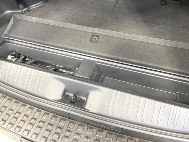 ランドクルーザー250 VX 禁煙車 7人乗り サンルーフ 4WD 全周囲カメラ セーフティセンス レーダークルーズ 12型ディスプレイオーディオ ETC フルセグ 電動リアゲート レザーシート シートエアコン パワーシート(78枚目)