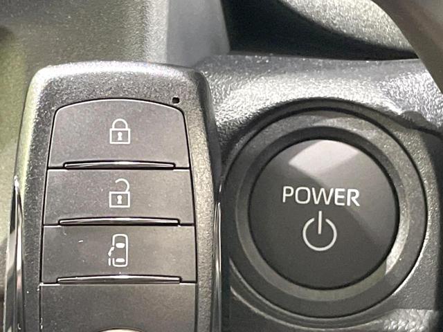 シエンタ ハイブリッドX 登録済未使用車 電動スライドドア セーフティセンス レーダークルーズ シートヒーター コーナーセンサー スマートキー LEDヘッド オートハイビーム オートライト オートエアコン 充電用USB端子(5枚目)