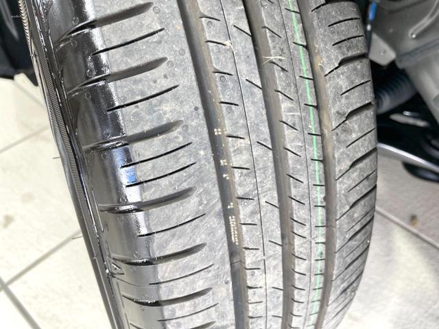 シエンタ ハイブリッドX 登録済未使用車 電動スライドドア セーフティセンス レーダークルーズ シートヒーター コーナーセンサー スマートキー LEDヘッド オートハイビーム オートライト オートエアコン 充電用USB端子(28枚目)