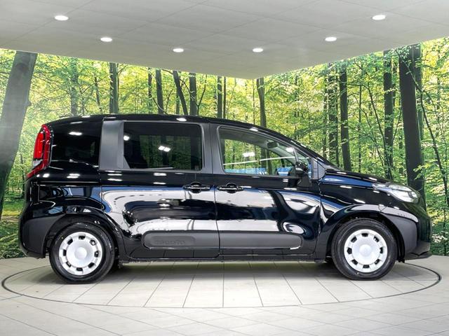 シエンタ ハイブリッドX 登録済未使用車 電動スライドドア セーフティセンス レーダークルーズ シートヒーター コーナーセンサー スマートキー LEDヘッド オートハイビーム オートライト オートエアコン 充電用USB端子(32枚目)