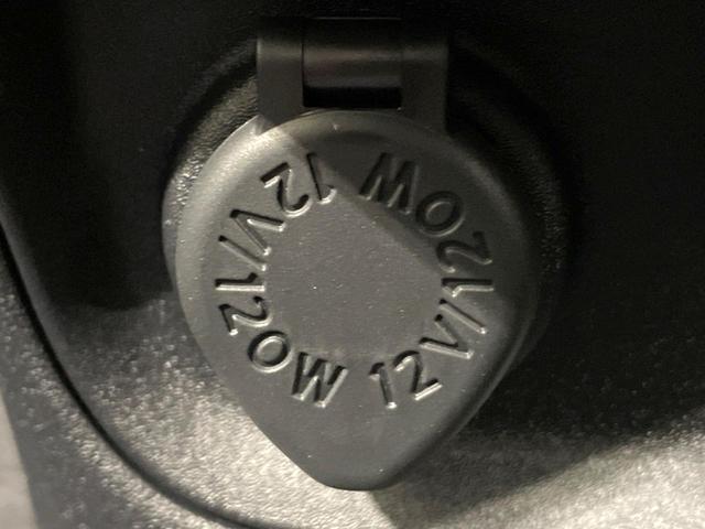 シエンタ ハイブリッドX 登録済未使用車 電動スライドドア セーフティセンス レーダークルーズ シートヒーター コーナーセンサー スマートキー LEDヘッド オートハイビーム オートライト オートエアコン 充電用USB端子(40枚目)