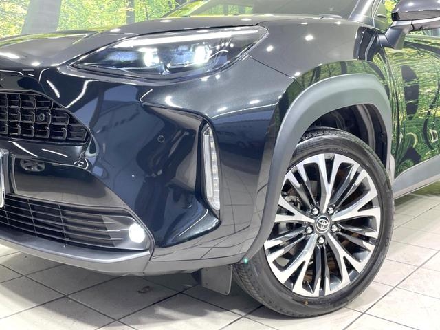 ヤリスクロス Ｚ　禁煙車　純正８型ナビ　バックカメラ　セーフティセンス　ドラレコ　ＥＴＣ２．０　レーダークルーズ　電動リアゲート　ハーフレザーシート　　パワーシート　コーナーセンサー　シートヒーター　ＬＥＤヘッドライト（12枚目）