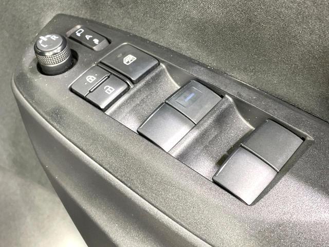 ヤリスクロス Ｚ　禁煙車　純正８型ナビ　バックカメラ　セーフティセンス　ドラレコ　ＥＴＣ２．０　レーダークルーズ　電動リアゲート　ハーフレザーシート　　パワーシート　コーナーセンサー　シートヒーター　ＬＥＤヘッドライト（68枚目）