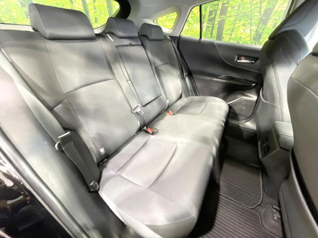 後部座席も気になるようなキズ・汚れやへたり等、大きなダメージはなく、良好な状態です。