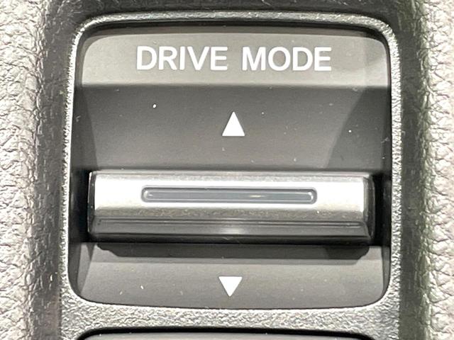 ヴェゼル e:HEV Z 登録済未使用車 全周囲カメラ 衝突被害軽減システム 電動リアゲート ハーフレザーシート ドラレコ コーナーセンサー スマートキー LEDヘッド ETC2.0 純正18インチアルミ オートハイビーム(64枚目)