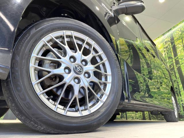 ヴォクシー ハイブリッドZS 禁煙車 後席モニター 両側電動ドア SDナビ バックカメラ セーフティセンス ドラレコ ビルトインETC シートヒーター スマートキー LEDヘッド クルコン 純正16インチアルミ オートハイビーム(14枚目)