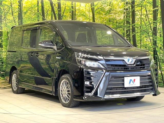 ヴォクシー ハイブリッドZS 禁煙車 後席モニター 両側電動ドア SDナビ バックカメラ セーフティセンス ドラレコ ビルトインETC シートヒーター スマートキー LEDヘッド クルコン 純正16インチアルミ オートハイビーム(17枚目)
