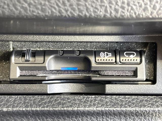 ヴォクシー ハイブリッドZS 禁煙車 後席モニター 両側電動ドア SDナビ バックカメラ セーフティセンス ドラレコ ビルトインETC シートヒーター スマートキー LEDヘッド クルコン 純正16インチアルミ オートハイビーム(35枚目)