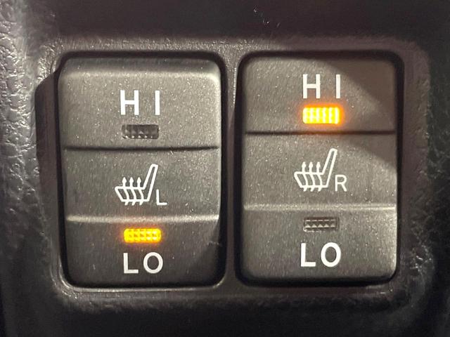 ヴォクシー ハイブリッドZS 禁煙車 後席モニター 両側電動ドア SDナビ バックカメラ セーフティセンス ドラレコ ビルトインETC シートヒーター スマートキー LEDヘッド クルコン 純正16インチアルミ オートハイビーム(37枚目)